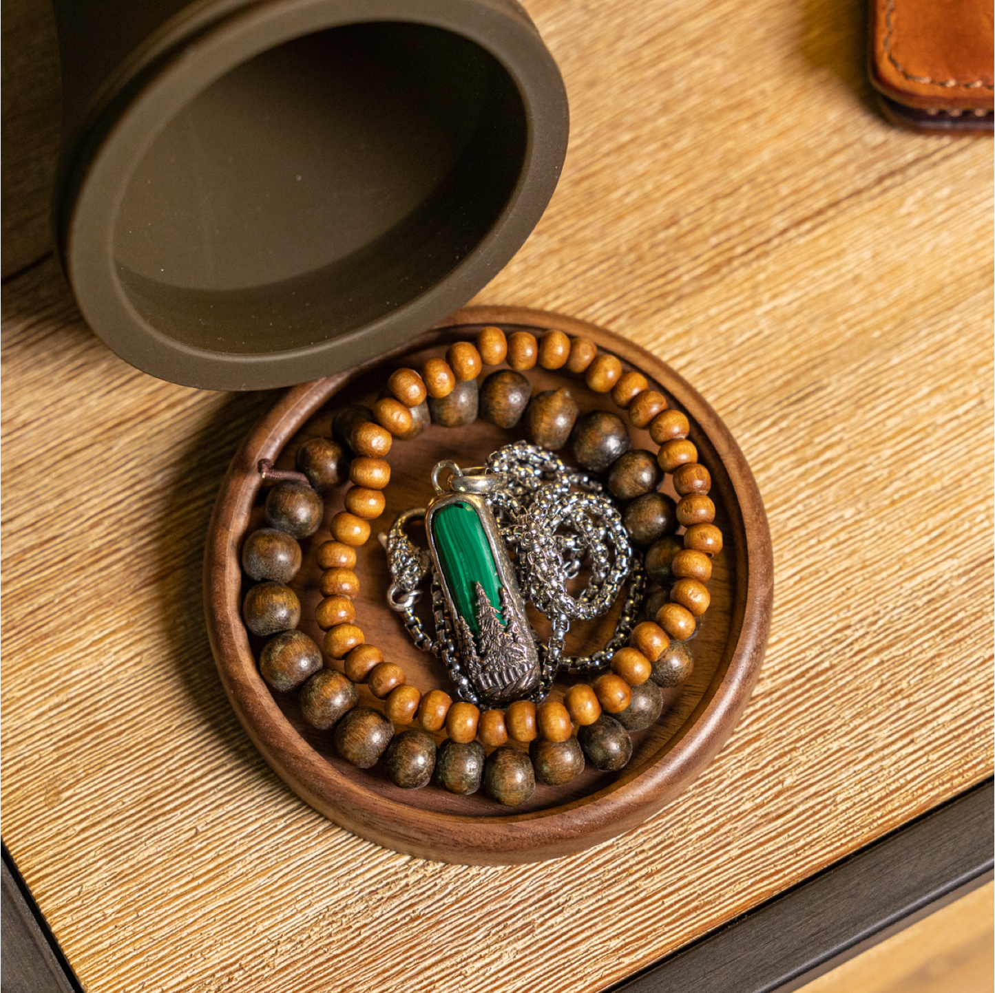 MarkedByTime Watch Stand