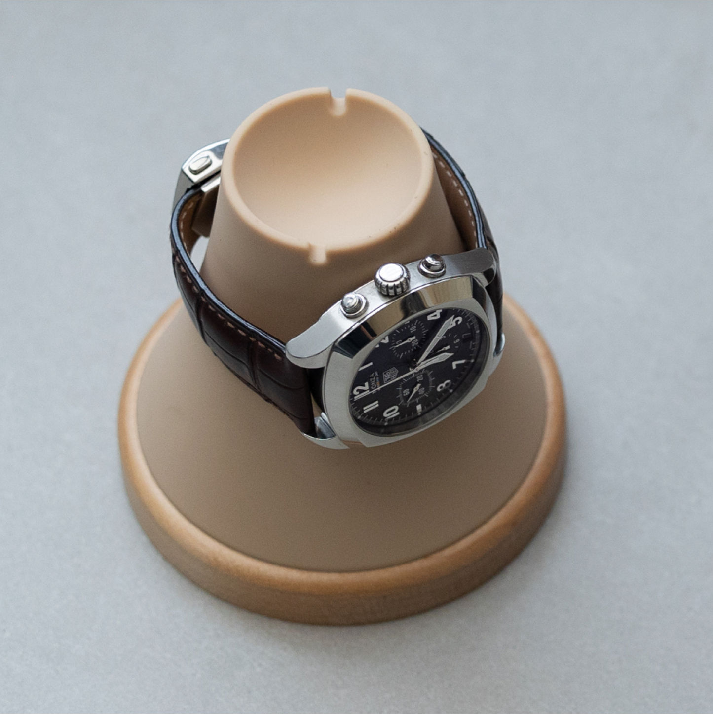 MarkedByTime Watch Stand